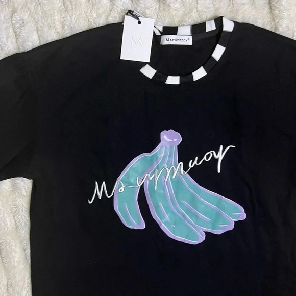 NWT MACYMCCOY Men’s Blue Banana Print Black T-Shirt - Picture 5 of 13